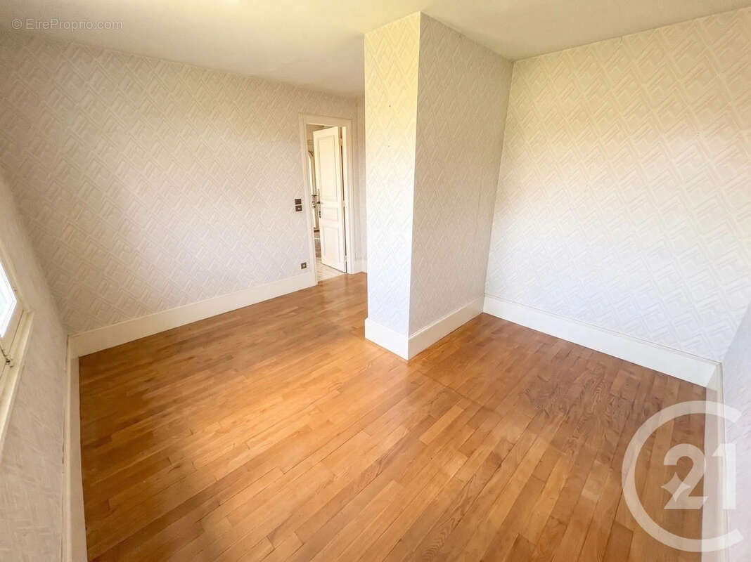 Maison 139 m² à Marchemoret  - photo 9