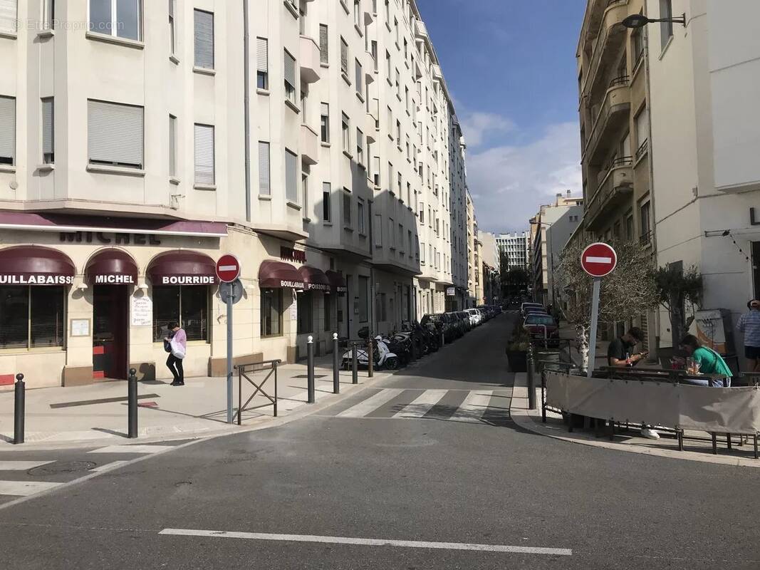 Appartement à MARSEILLE-7E