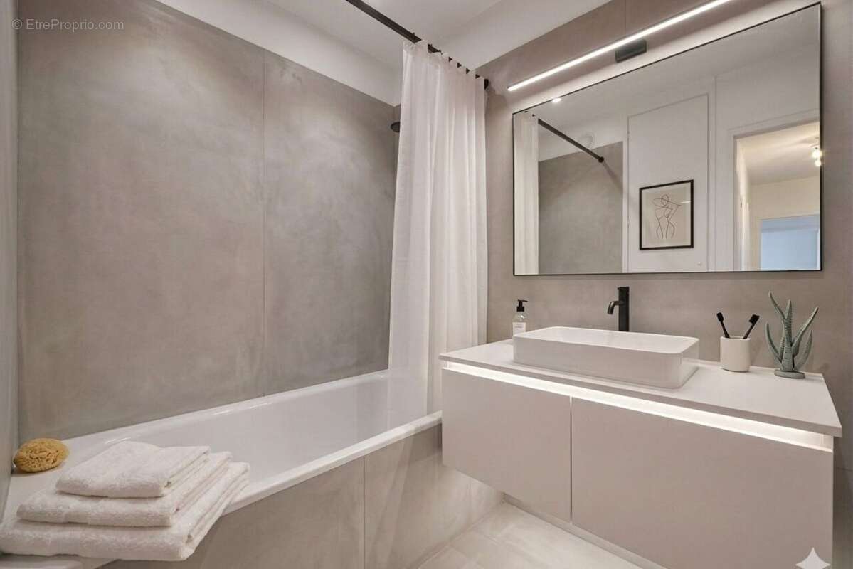 Appartement à SEVRES