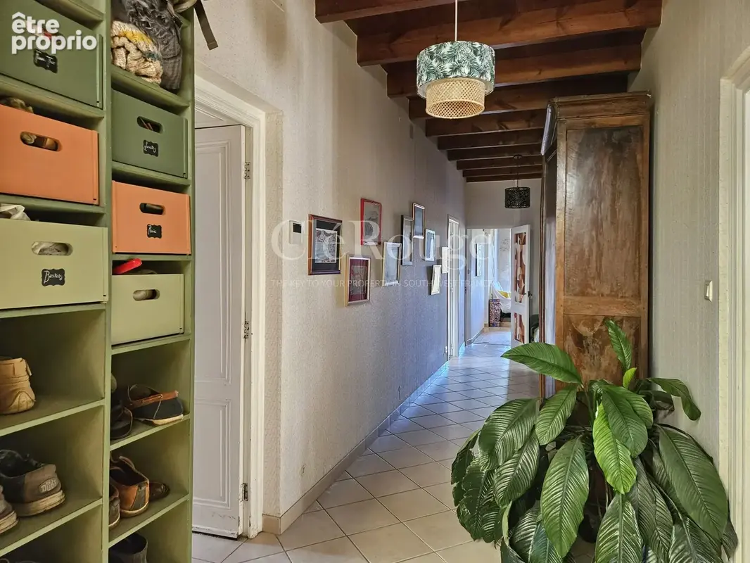 Entre Pellegrue et Gensac – Maison en pierre pleine de charme avec vue dégagée. piscine et potentiel locatif - photo 24