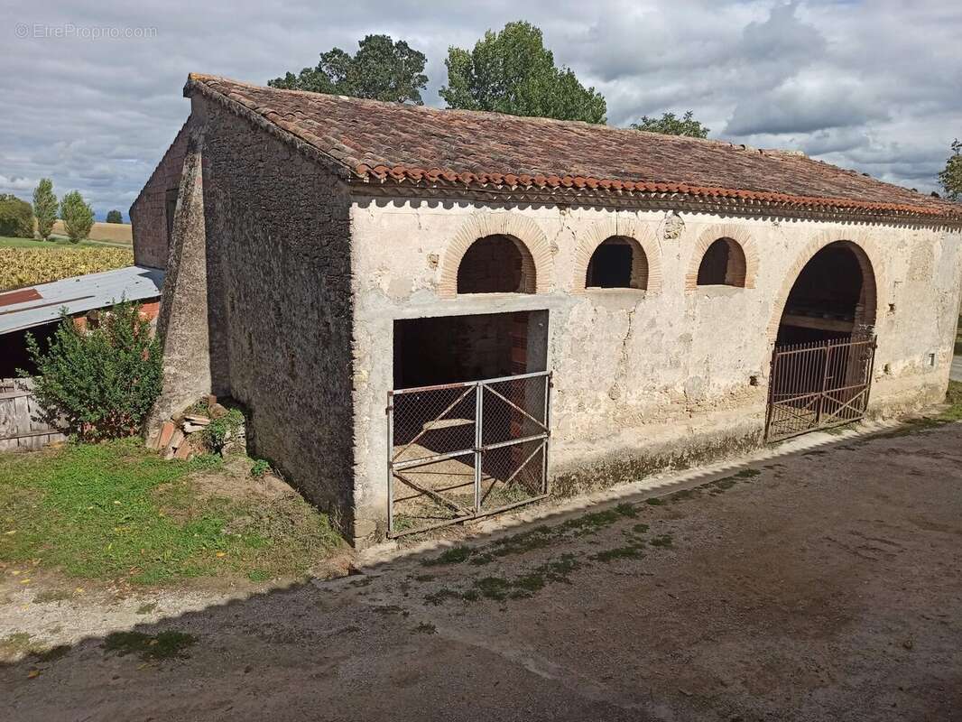 Maison 146 m² à Saint-Felix-Lauragais  - photo 8