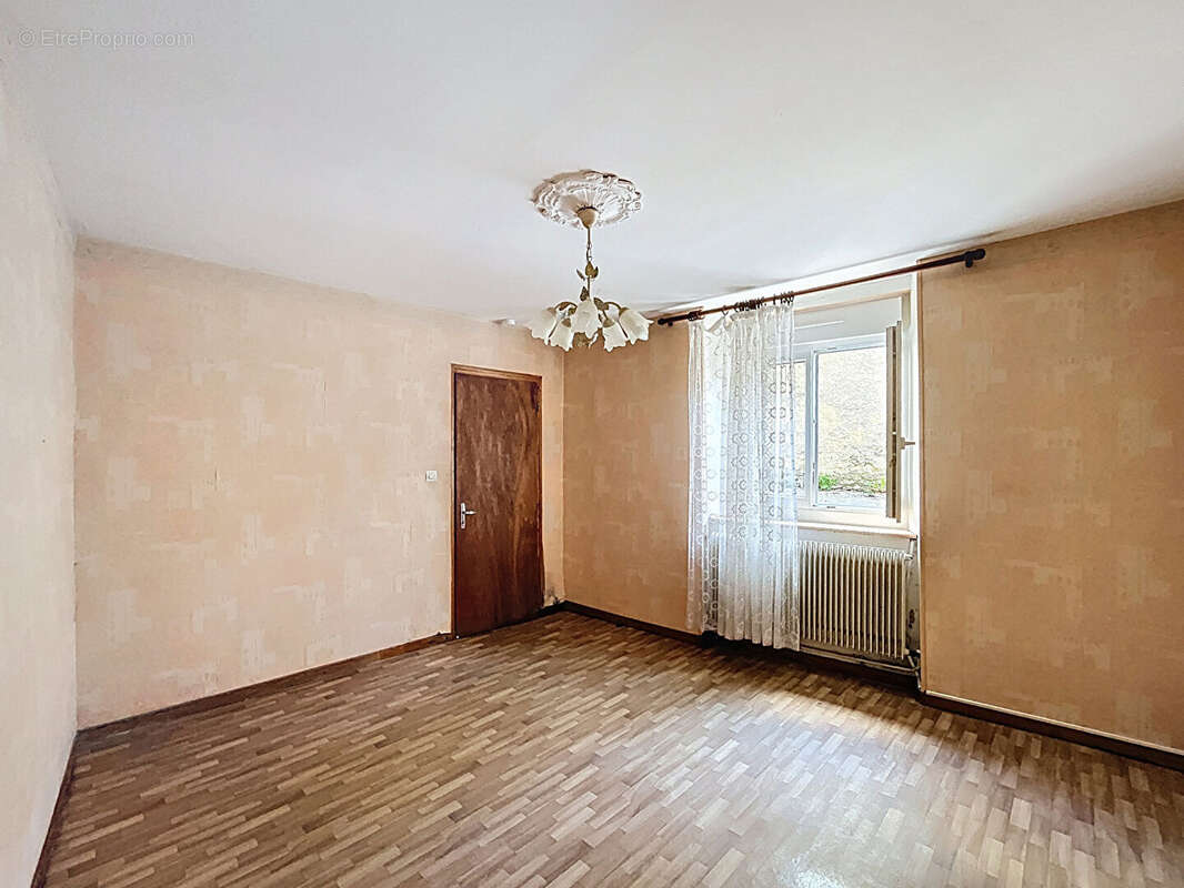 Maison de village à conforter - photo 3