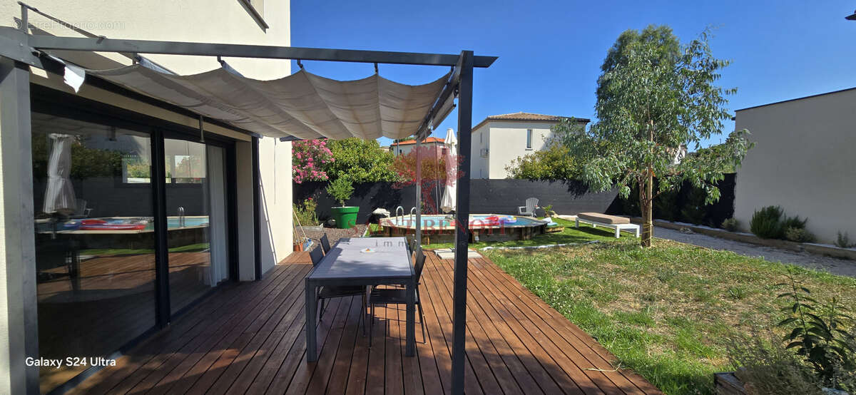 A VENDRE - A SAINT DREZERY - VILLA RECENTE de TYPE T5 de 110m2 avec garage jardin et piscine - photo 23