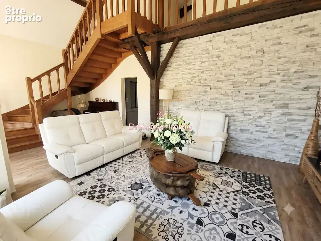 Maison 9 pièces 222 m² à vendre à Saint-Genou (36500) - photo 20