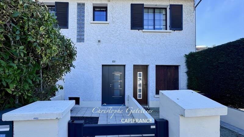 Appartement à BOIS-D&#039;ARCY