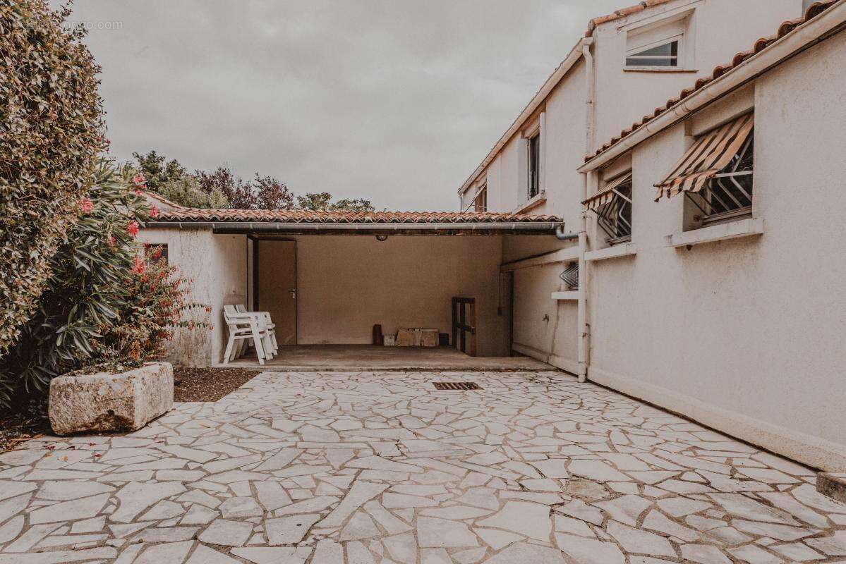 Maison 98 m² à La Rochelle  - photo 11