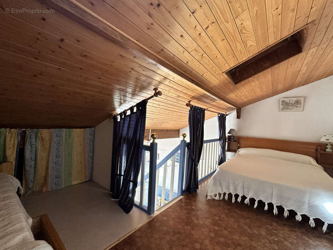 Maison à LES MATHES