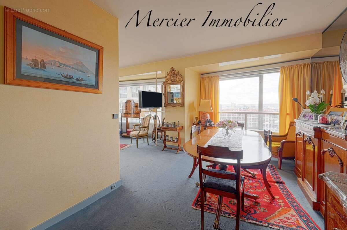 Appartement à PARIS-15E