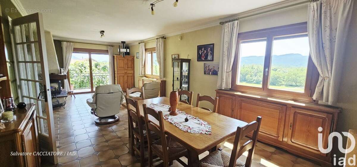 Photo 2 - Maison à CHINDRIEUX