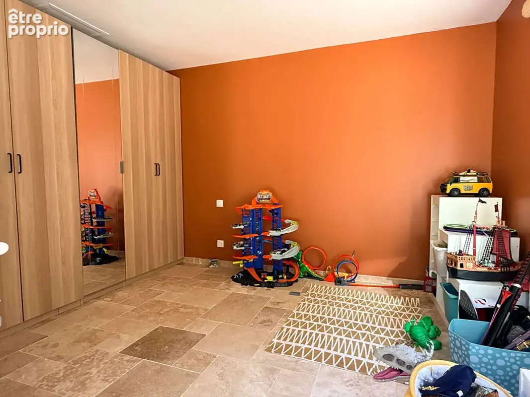 Maison 4 faces dans un environnement privilégié - photo 9