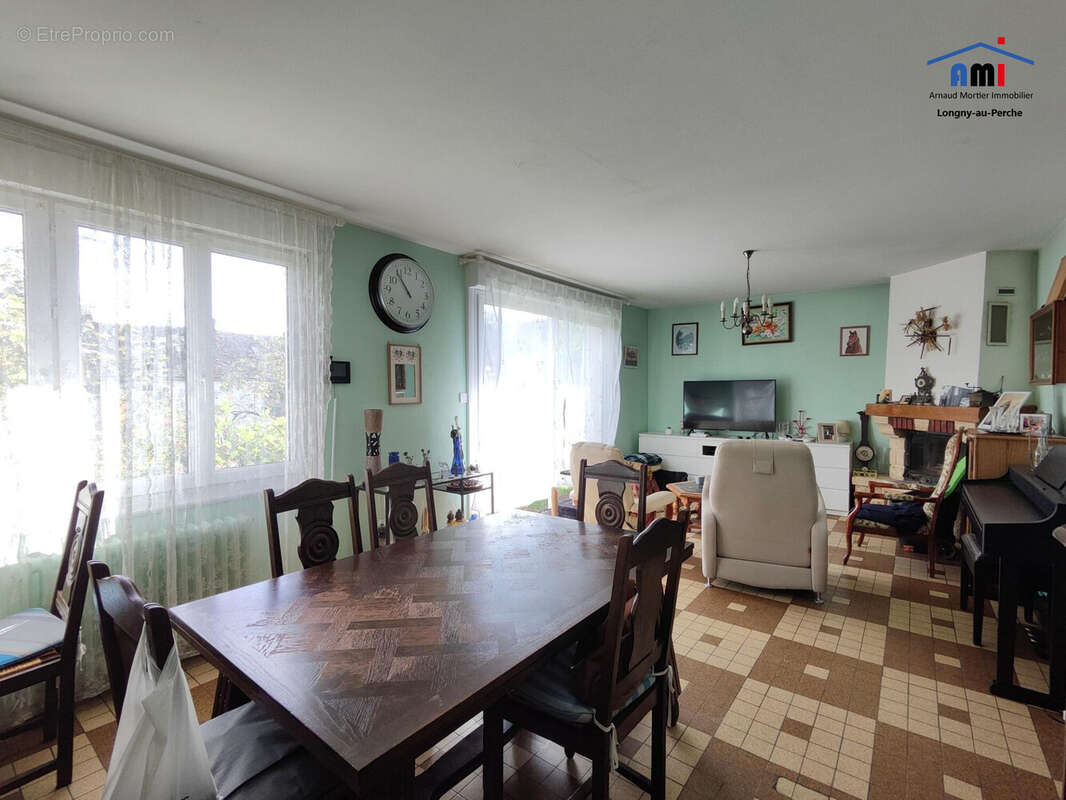 Maison à LONGNY-AU-PERCHE