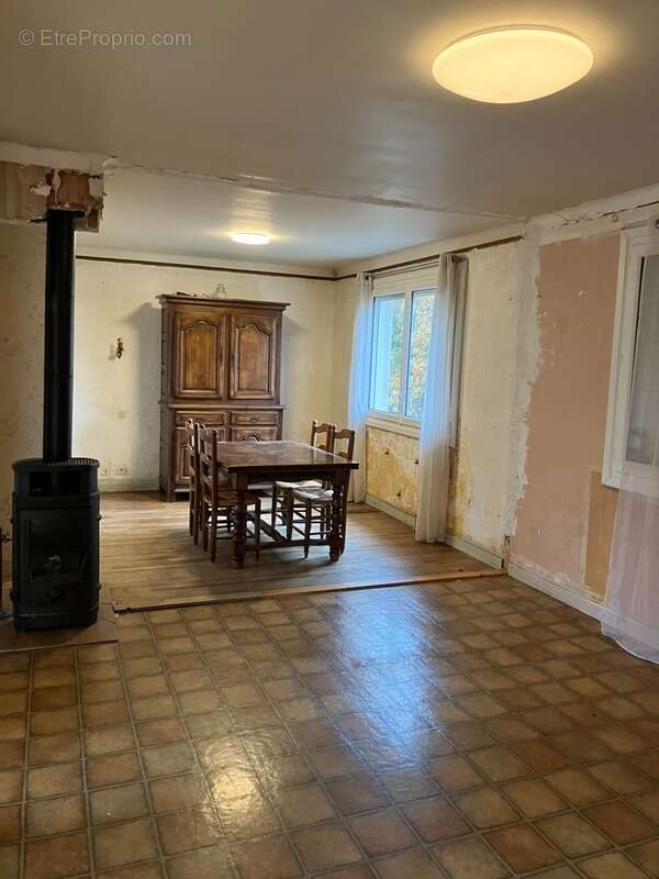 Maison à LE HAUT-CORLAY