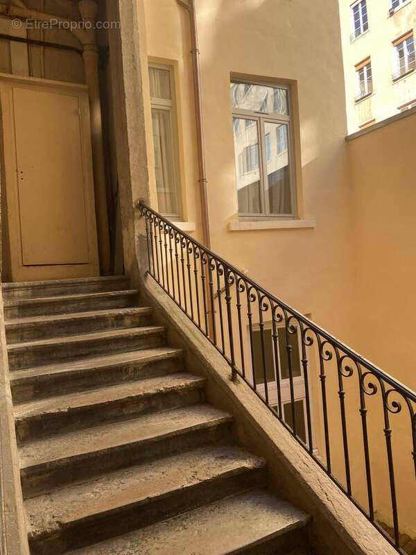 Appartement 53 m² à Lyon-1e  - photo 7