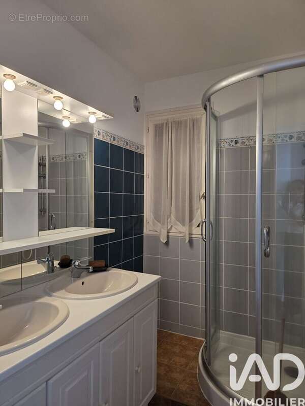 Photo 7 - Appartement à SAINT-DENIS