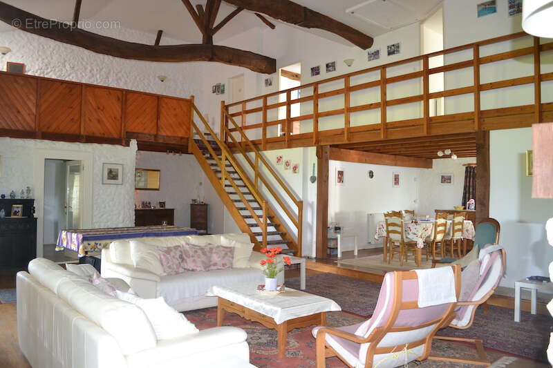 Maison à BOUTEILLES-SAINT-SEBASTIEN