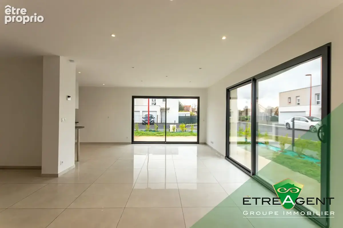 Photo Maison à Argences au prix de 324 900€