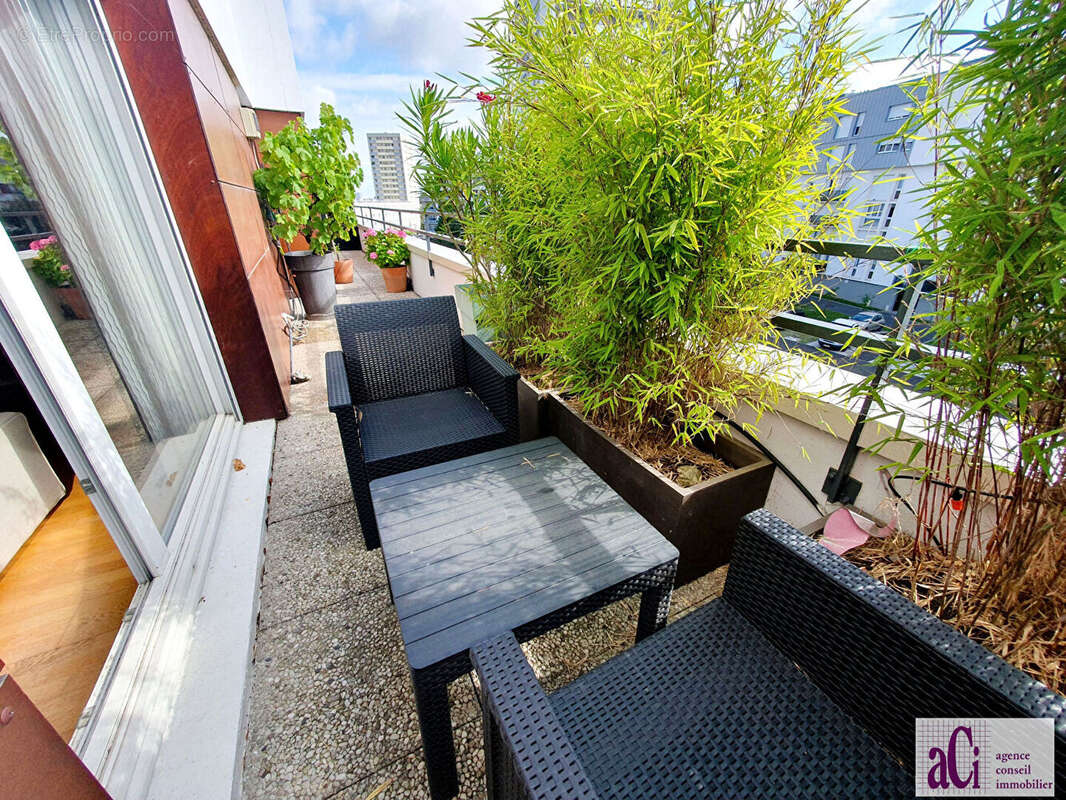 Appartement à L'HAY-LES-ROSES