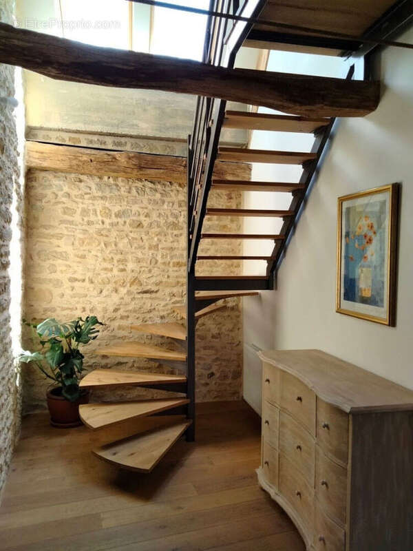 Maison à PARAY-LE-MONIAL