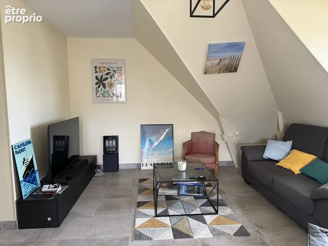 Erquy 22430. Dans une copropriété de 2007, appartement centre ville 3ème étage 80 m2 - photo 2