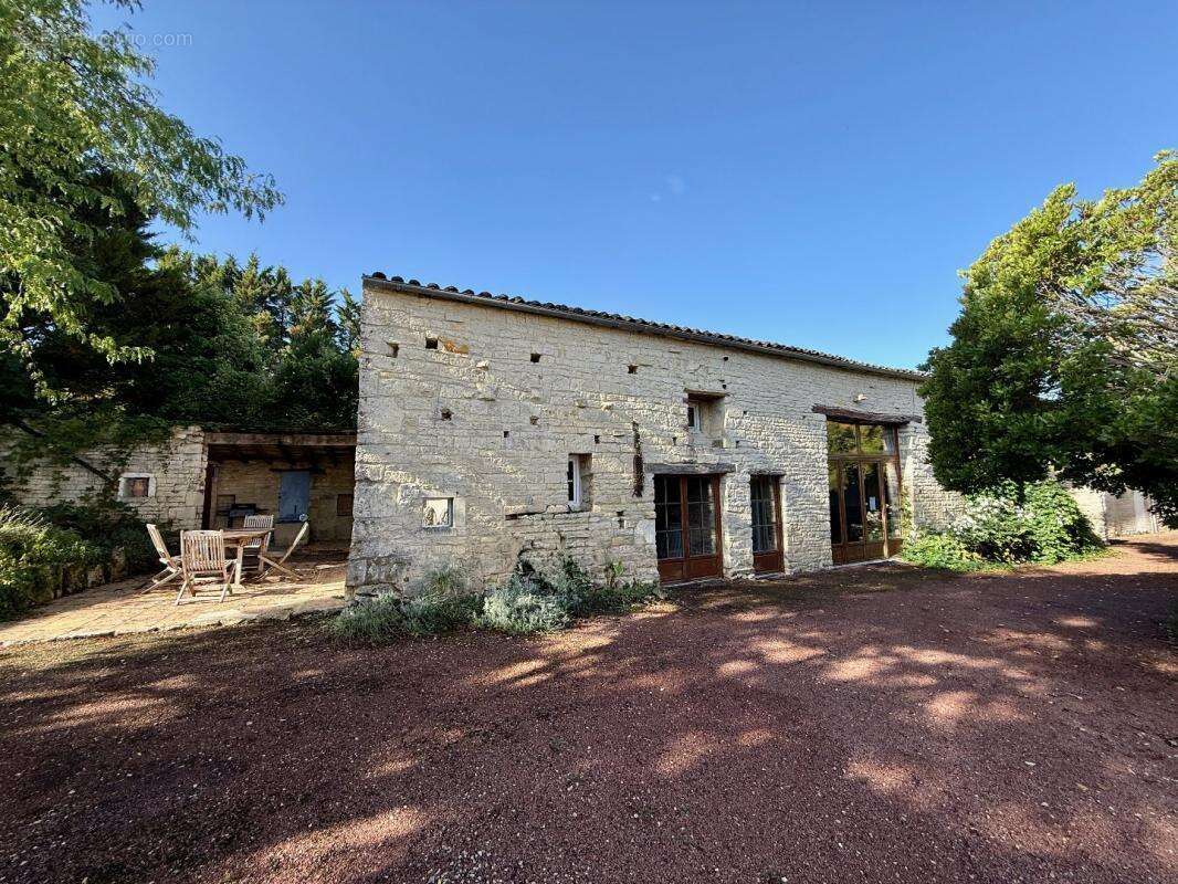 Maison à VINAX