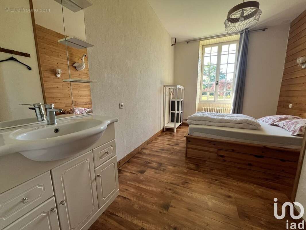 Photo 8 - Commerce à GOURGE