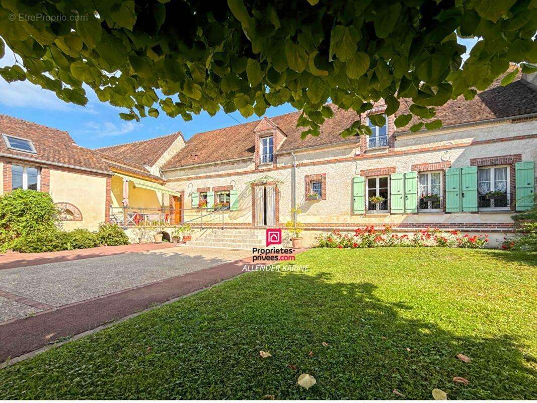 Maison à MALAY-LE-GRAND