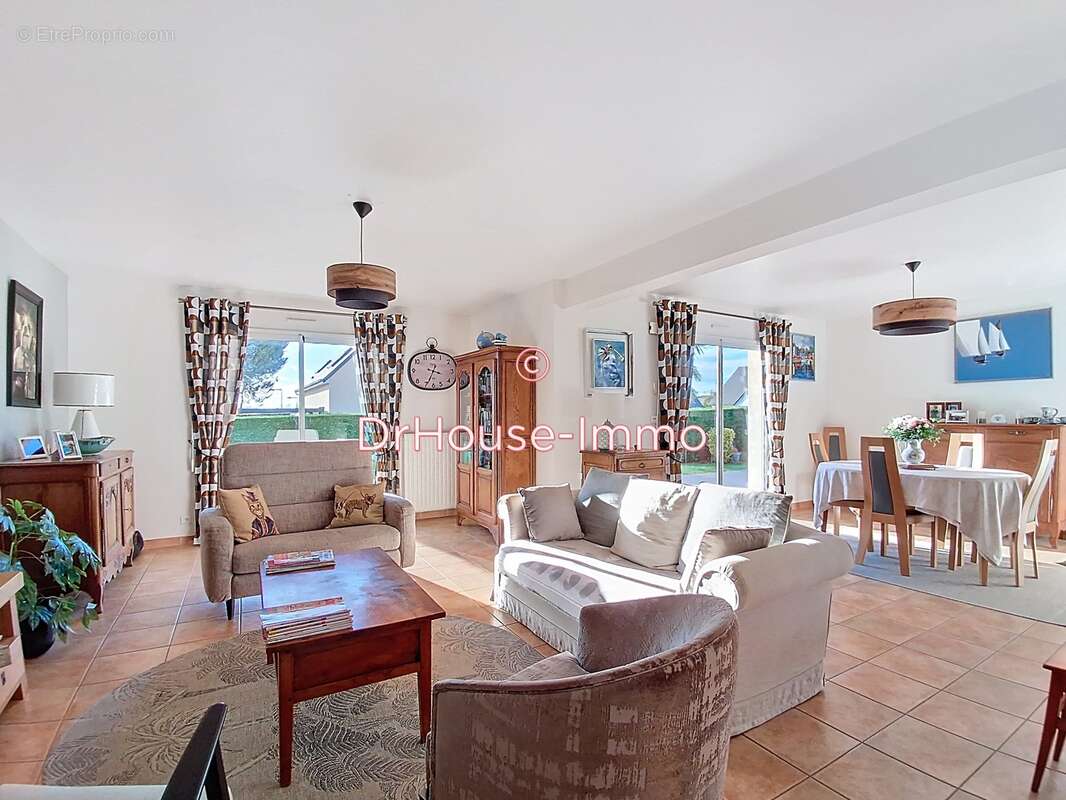 Maison à SAINT-SENIER-SOUS-AVRANCHES