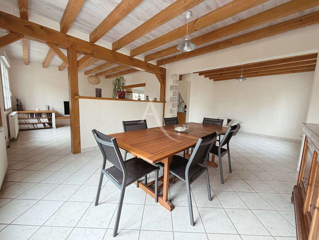 Maison à MITRY-MORY