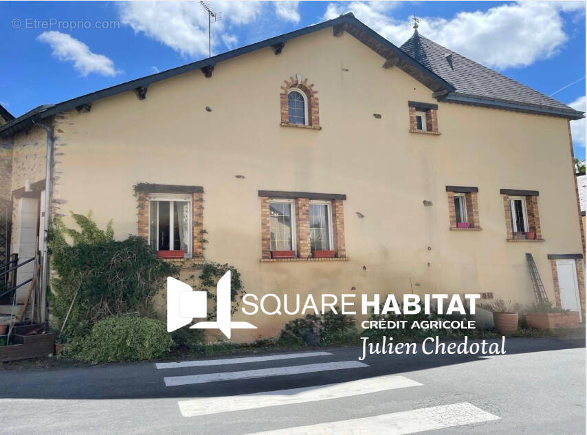 Maison à CHATEAU-GONTIER