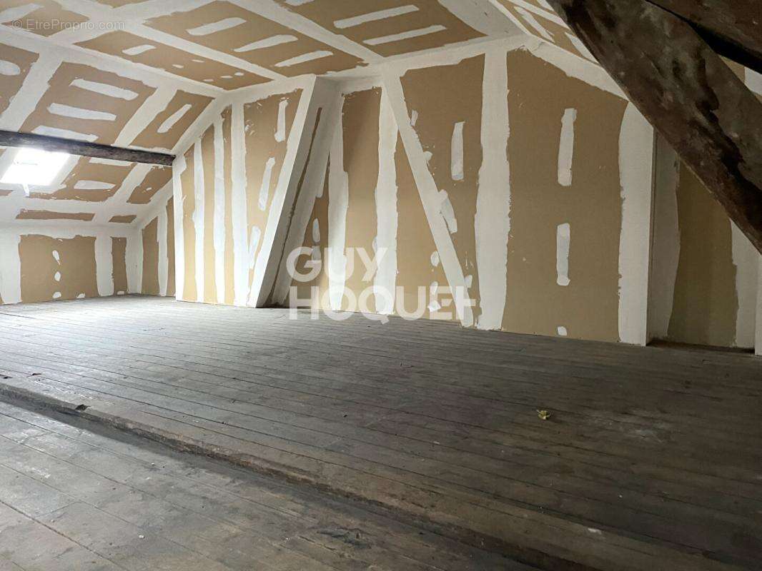 Immeuble de bureaux St just en Chaussée - photo 4