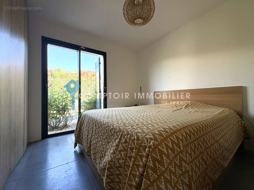 DEPT-30-A VENDRE-MEYNES Bel ensemble immobilier composé de deux villa de plain pied sur 1300m2 de terrain - photo 18