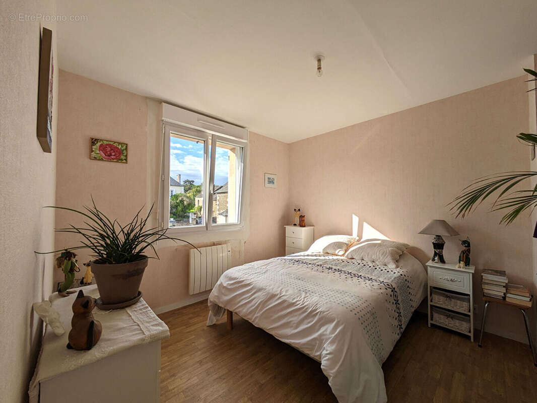 Maison à PLEINE-FOUGERES