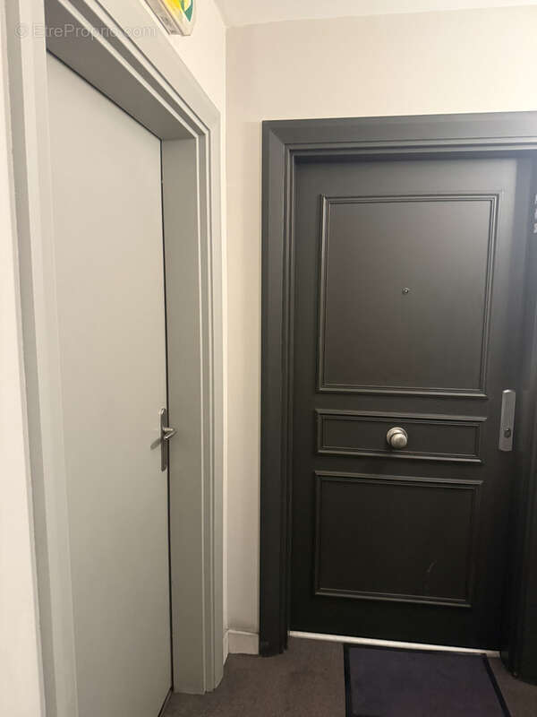 Appartement à MARSEILLE-2E
