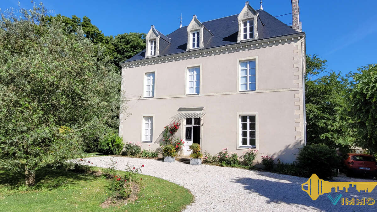 Maison à HAUTE-GOULAINE