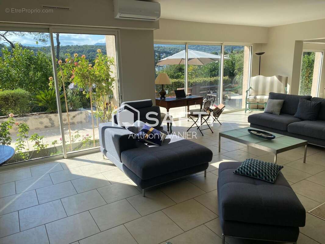 Photo 2 - Maison à LA COLLE-SUR-LOUP