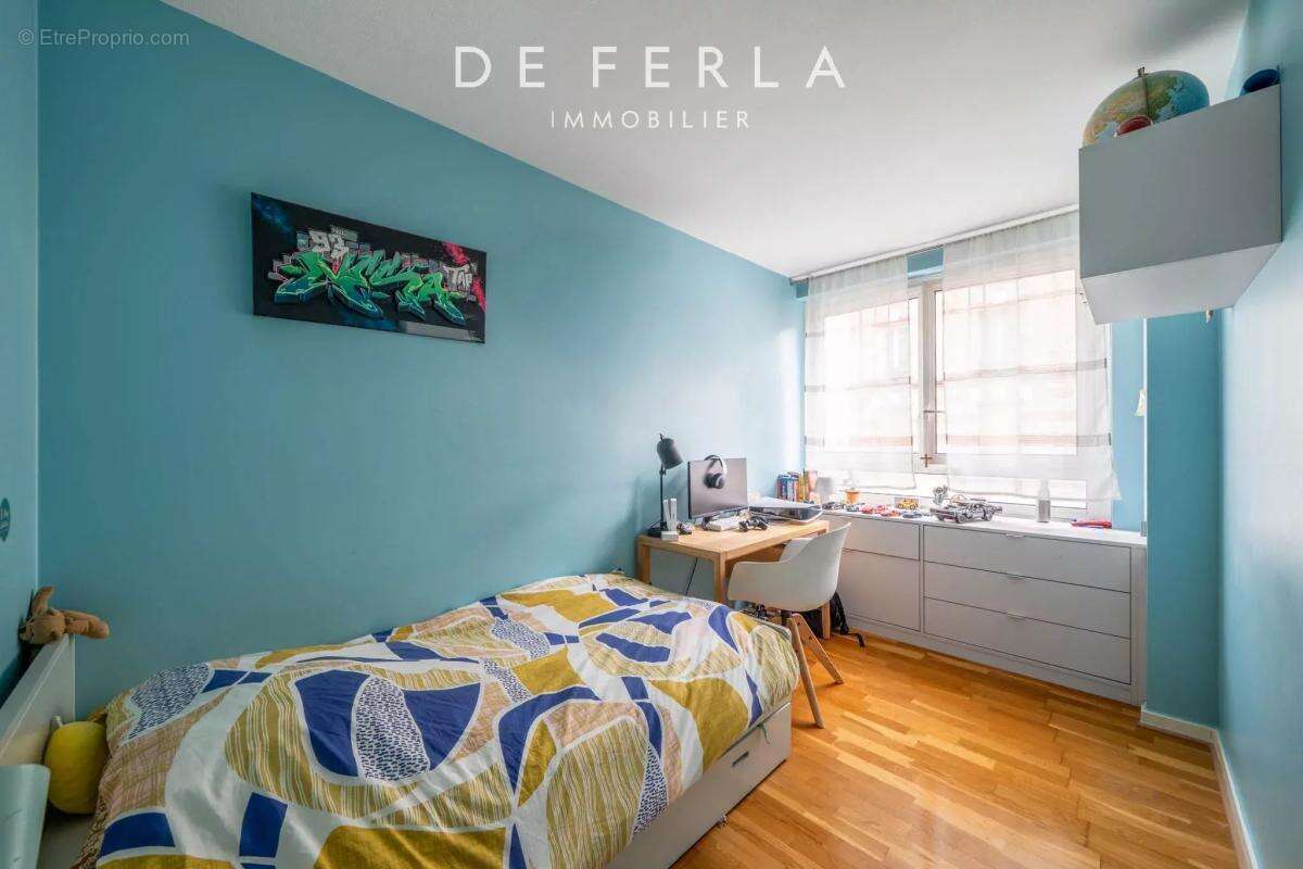 Appartement à MONTROUGE