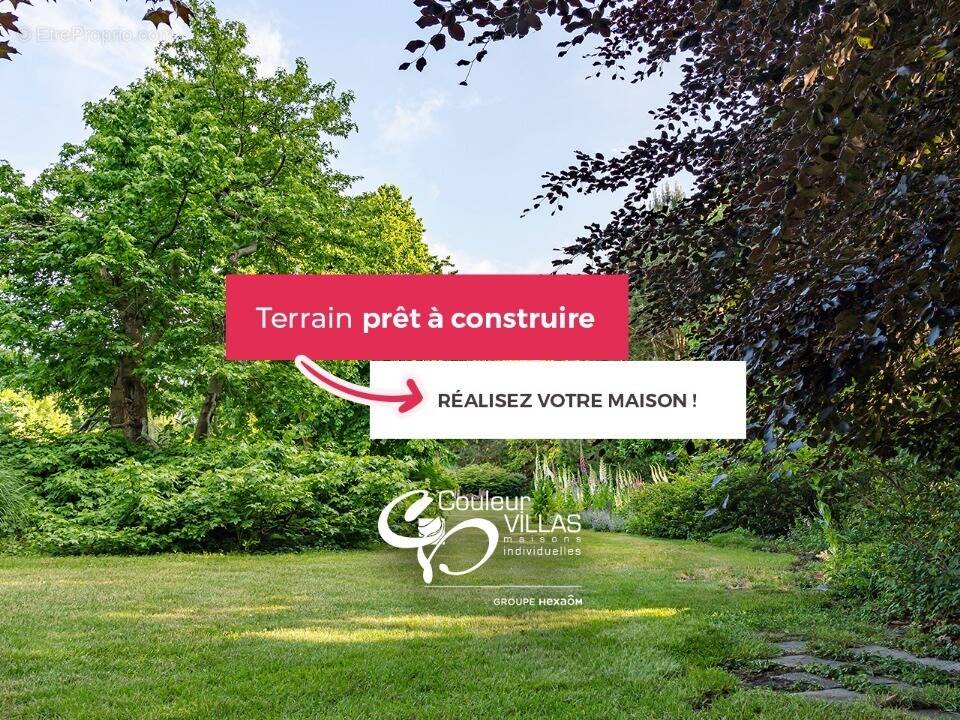 Terrain à URT