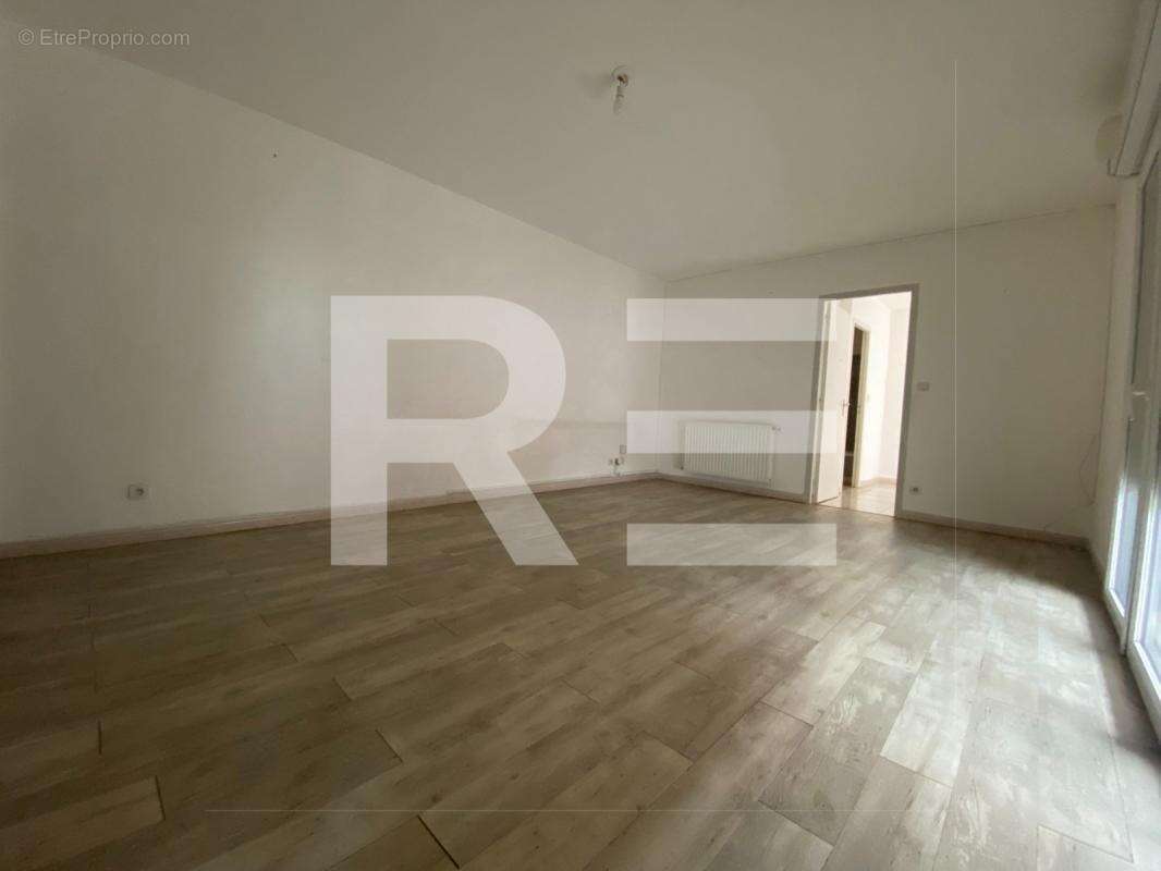 Appartement à NIMES