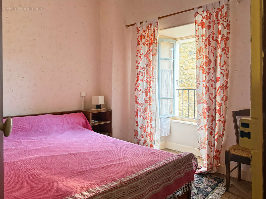 Maison à ANTRAIGUES-SUR-VOLANE