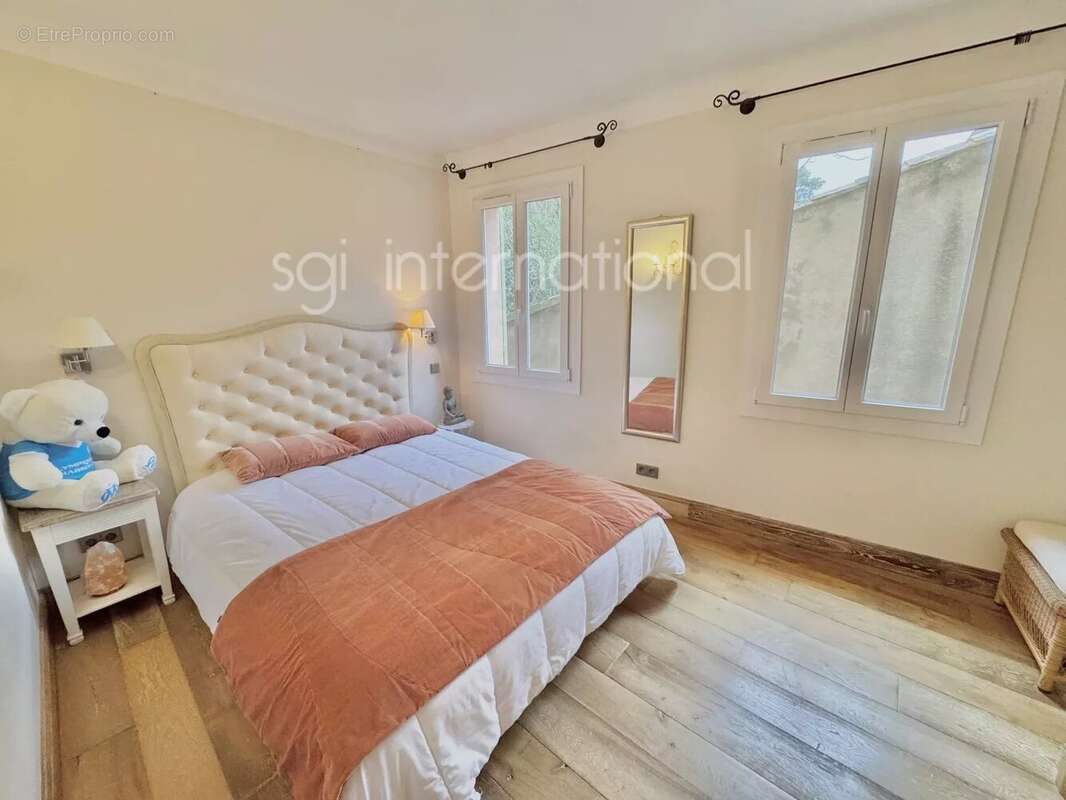 Appartement à SAINT-TROPEZ