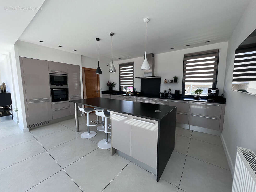 Appartement sur toit d'exception sur 2 niveaux - photo 9