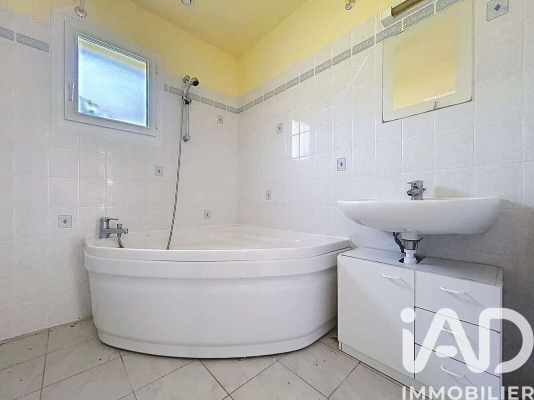 Photo 3 - Appartement à POULDREUZIC
