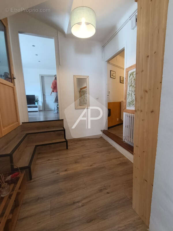 Appartement à PUY-SAINT-PIERRE