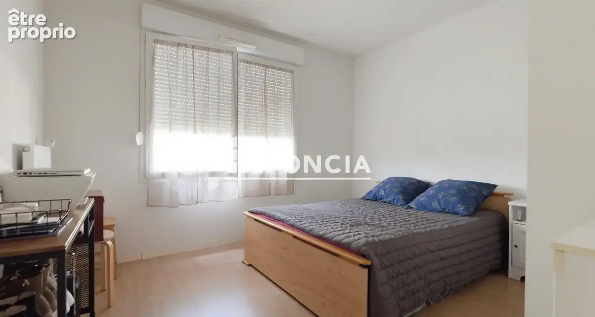 À VENDRE – Très bel appartement 3 pièces de 54m2, lumineux avec grande terrasse et 2 places de parking en sous-sol– Le Mée-sur-S - photo 7