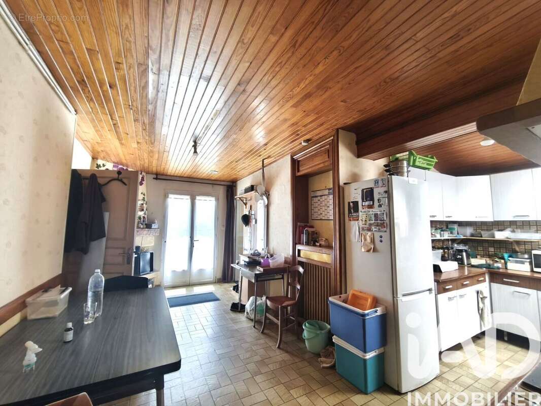 Maison 106 m² à Neuvicq  - photo 5