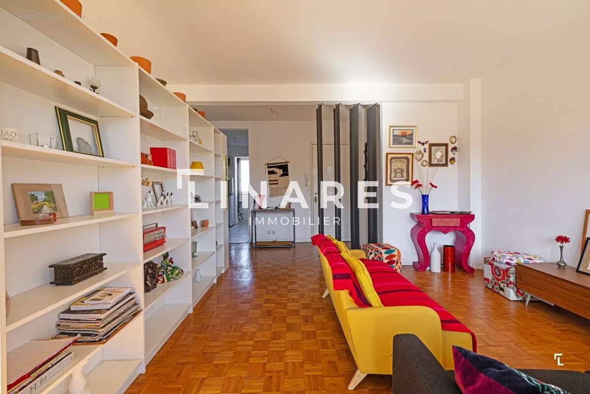 PANORAMA SAINT-CHARLES - Appartement T3 de 65m2 - Terrasse - 13001 - photo 4