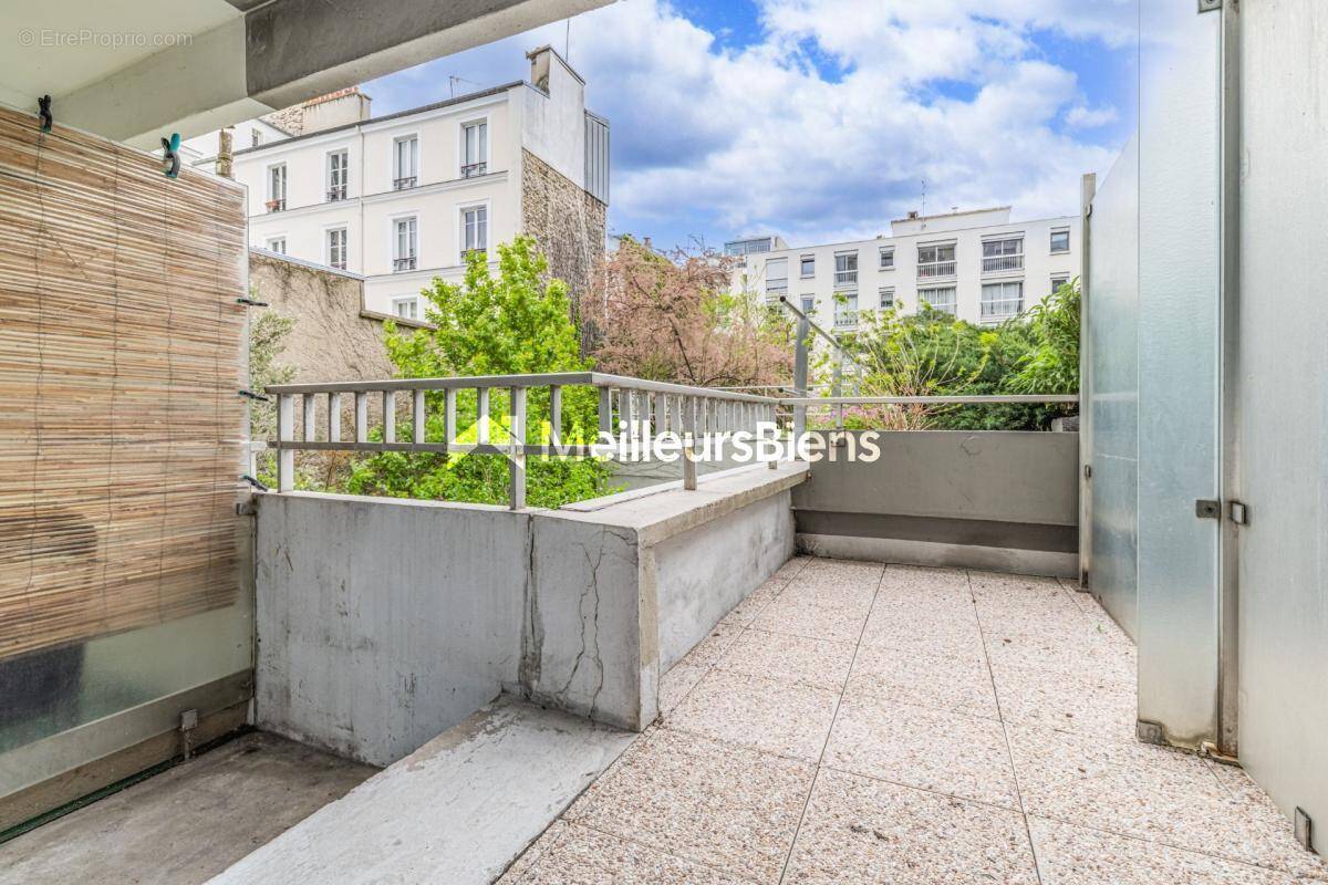 Appartement à PARIS-11E