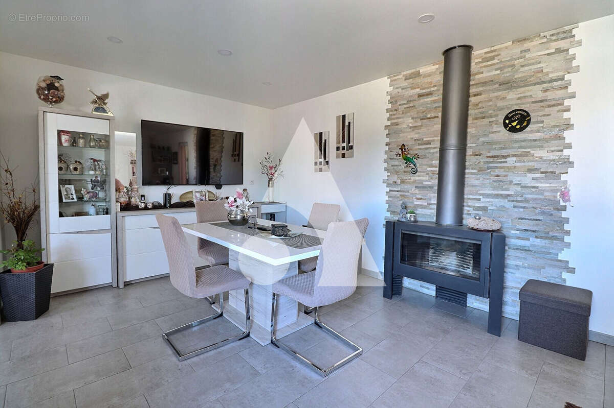 Maison à MERY-SUR-OISE