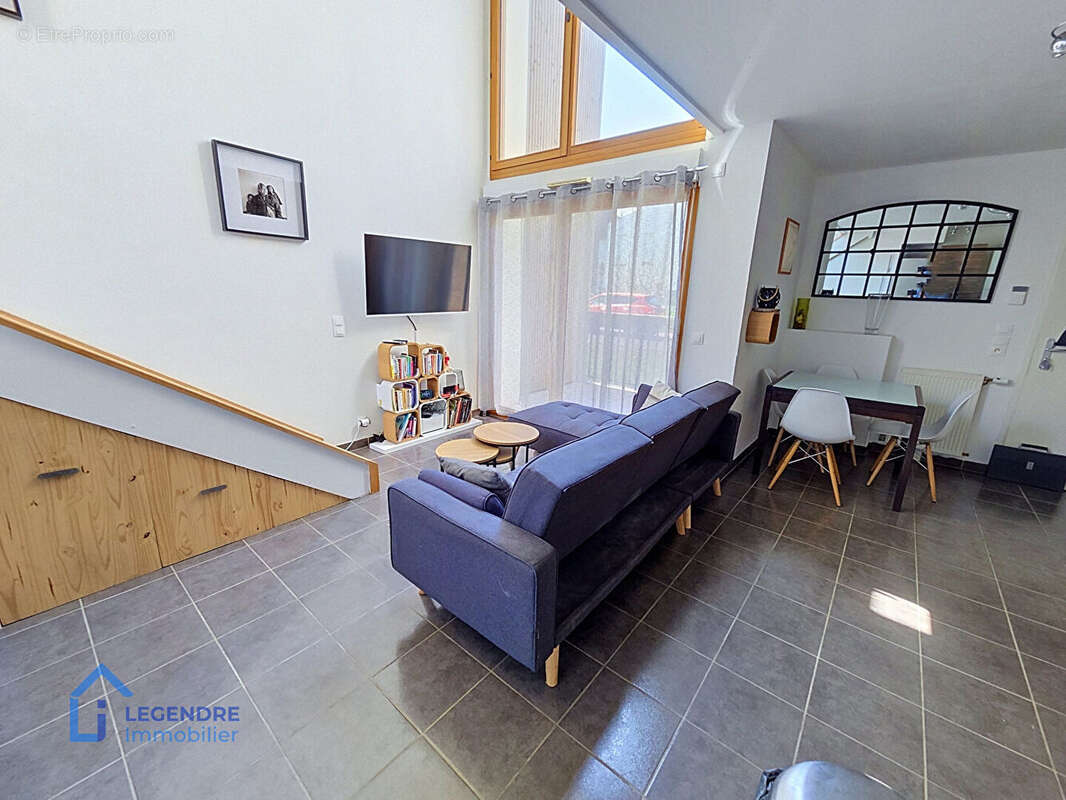 HERBLAY SUR SEINE- EXCLUSIVITE- Maison 3 chambres avec jardin et double terrasse - Gare de Paris Saint-Lazare à 25 min-en partan - photo 3
