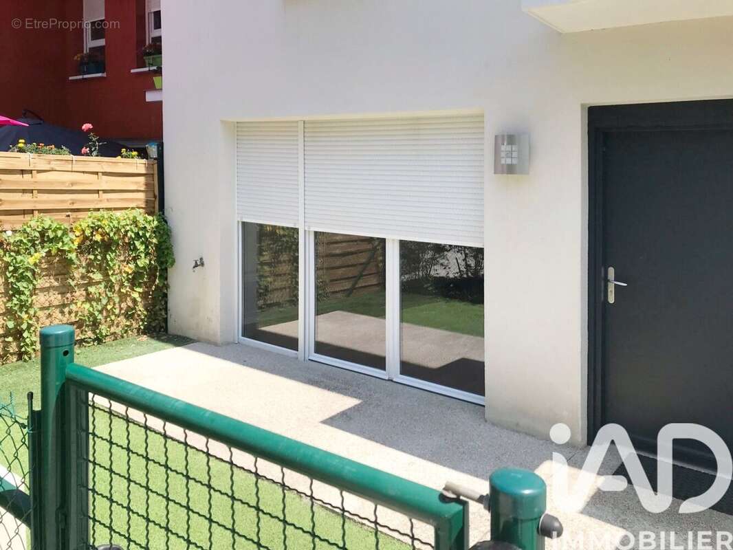 Photo 2 - Appartement à VILLEMOMBLE